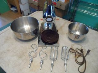 Vintage Sunbeam Chrome Stand Mixer With 4 Beaters And 2 Bowls
