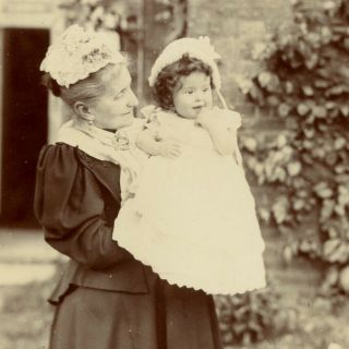 1890s Grandmother & Darling Little Girl Cabinet Card Photo Children Fashion