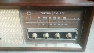 Panasonic Table Top Radio,  Vintage 1967,  RE - 756 Solid State AM/FM,  Wood Case 3