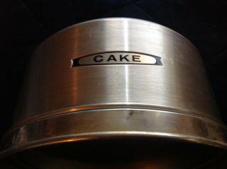 Vintage Kromex Aluminum Cake Carrier With Locking Lid. 2