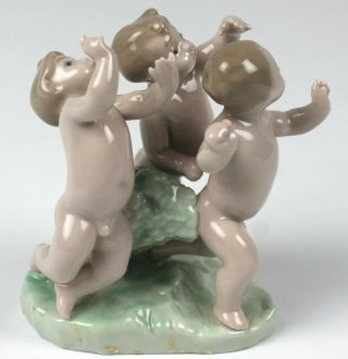 Retired Lladro Spain Playing Tag Nude Children Porcelain Figurine 5804 Nr Hld