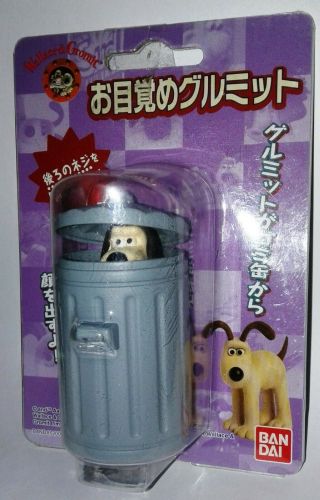 2002 Bandai Wallace And Gromit Wind - Up Gromit In Dustbin (rise And Fall) Moc