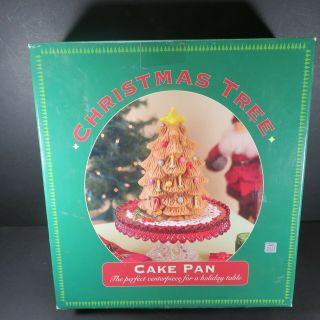 Nordic Ware - Christmas Tree Cake Pan - Heavy Cast Aluminum - Boxed