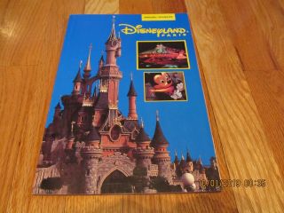 Vtg 1996 Disneyland Paris Souvenir Information Book - English French Sc/il/map