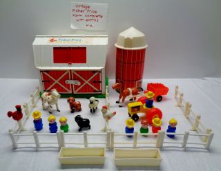Vintage Fisher Price Little People 915 Farm People Silo Complete & R