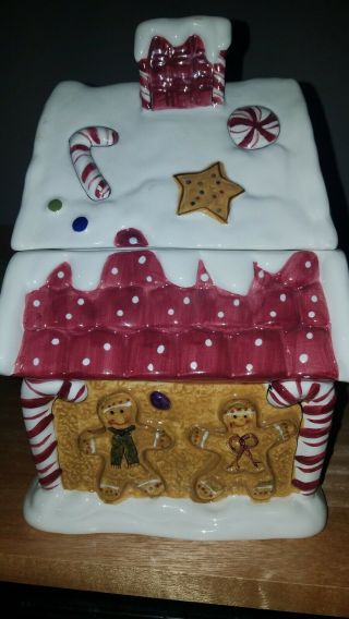 Laurie Gates Holiday Treats Gingerbread house 11 