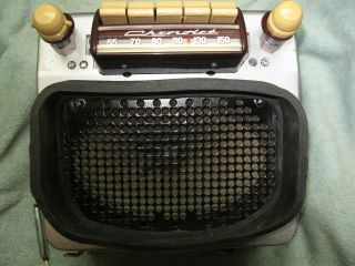 1951,  1952,  1953 Chevrolet Truck Radio