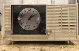 Vintage RCA Victor Tube Radio AM Old Stock MCM Illumination Clock Dial 2