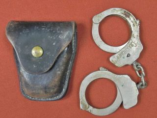 Vintage Us Bucheimer Handcuffs With Jay - Pee Case