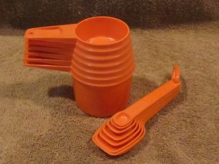 Vintage Tupperware Bright Orange Measuring Cups (6) And Spoons (7) On Ring