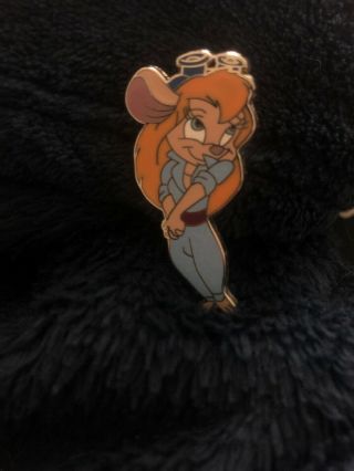 Rescue Rangers Gadget From Frame Set Cheddar To The Rescue Disney Pin LE 50 2