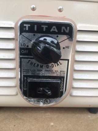 Vintage TITAN Electric Milkhouse Heater T - 760B1 Portable 1320W/1500W Metal USA 2