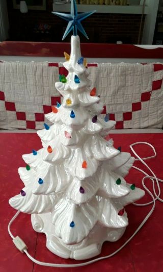 Vintage White Ceramic Christmas Tree White Iridescent Paint Multicolor Lights 18