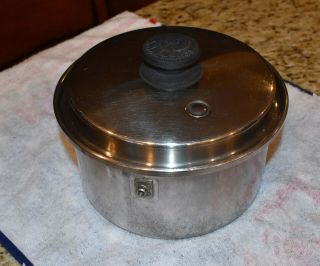 Saladmaster 18 - 8 Tri - Clad Stainless Steel Covered Pot Approximately 2 Quart