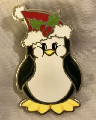 Seaworld Pin — Penguin Christmas - Passholder Pin