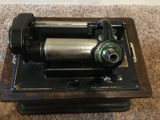 Edison Standard Cylinder Phonograph - Model B 2
