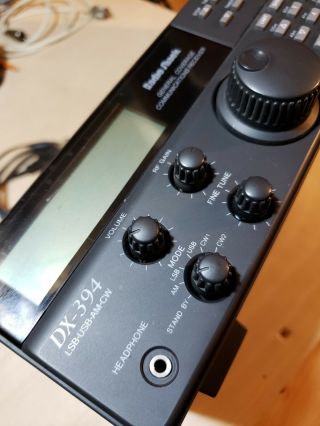 RADIO SHACK DX - 394 Communications Receiver Ham Shortwave Radio 2