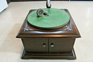 Antique Victor Talking Machine Vv - Vi Phonograph Record Player Missing Crank
