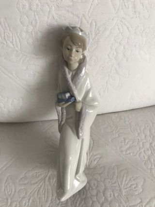 Sweet Porcelain Figurine Lladro /spain