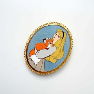 Aurora Sleeping Beauty Fox And The Hound Disney Fantasy Pin Le50 Slightly Flawed