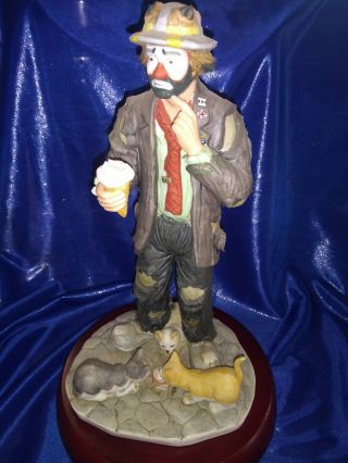 Flambro Emmett Kelly Jr.  Porcelain Clown No Use Crying Limited Edition 2680