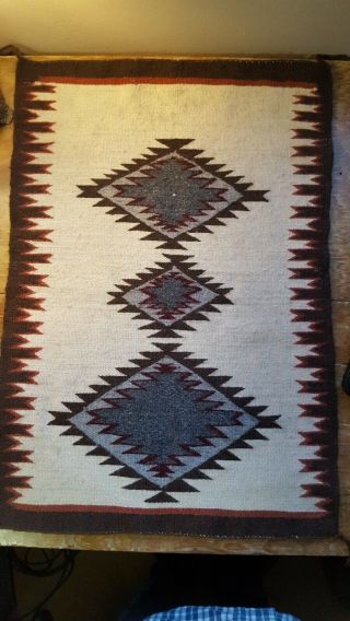 Vintage Native American Navajo Woven Wool Rug 29x19in