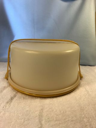 Tupperware Large 12 " X 6 " Gold Maxi Cake & Pie Taker 1256 - 5 Carrier With Handle
