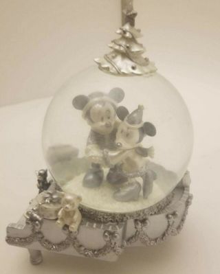 Mickey And Minnie Rare Silver Winter Wonderland Piano Snow Globe