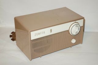 Vintage Zenith Model F508l Am Tube Radio/good