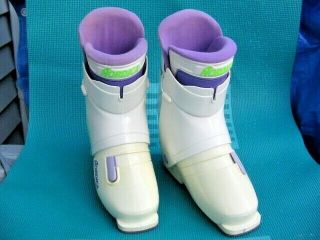 Womens Vintage Nordica Rear Entry Ski Boots White W/ Purple Us Size 7.  5