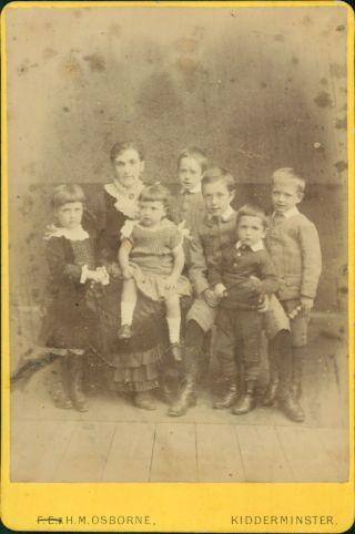 Kidderminster.  Family Lady Four Boys & Two Girls By H M Osborne Ja.  263