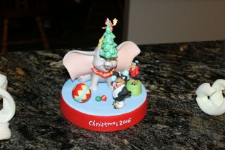 Limited 2006 Walt Disney Dumbo Christmas Under The Big Top Figurine 3642/10000