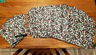 Longaberger Traditional Holly Reversible Placemats & Napkins - Set Of 4