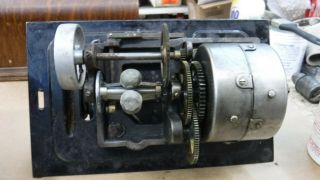 Busy Bee Graphophone Queen Cylinder Machine MT - 3757 3