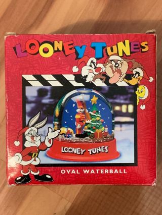 1996 Vintage Looney Tunes Bugs Bunny Snow Globe Oval Waterball Xmas Theme (sh16)