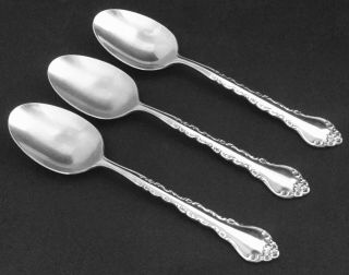 3 International Silver Deluxe Gigi Oval Soup Spoons Stainless Flatware Retired