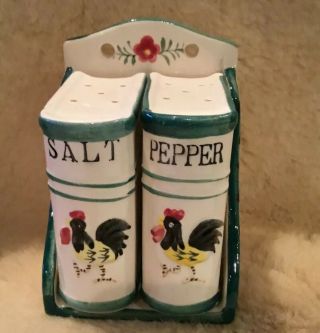 Vintage 1950 Ceramic Spice Salt Pepper Shaker Hanging Book Shelf Roosters Japan