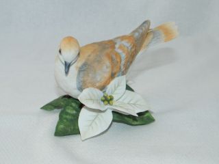 Lenox.  Handcrafted Porcelain Christmas Turtle Dove Figurine On White Poinsettia