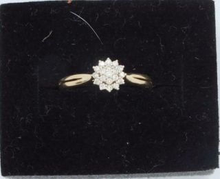 Vintage 9ct Yellow Gold Diamond Cluster Ring.  Size M 1/2.