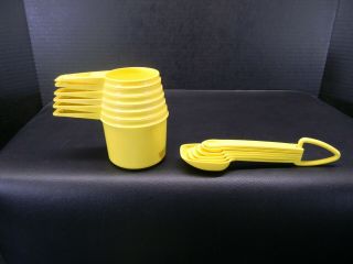 Vintage Tupperware Yellow Measuring Cups And Spoons