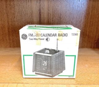 Ge General Electric T2360 Am/fm Calendar Radio Vintage Rare
