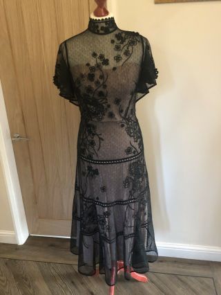 Stunning Karen Millen Vintage Lace Black And Nude Dress Size 10