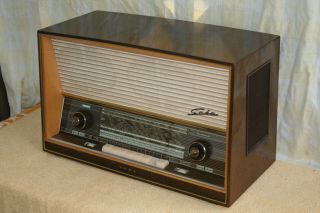 SABA FREUDENSTADT 100,  german vintage tube radio,  built 1959,  restored 3