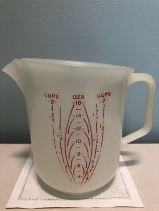 Vintage Tupperware Measuring Cup Pitcher 2 Cup 16 Oz Red Lettering 134