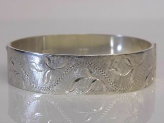 A Fine Vintage Victorian Style Solid Sterling Silver Unusual Cuff Bangle 35.  6g