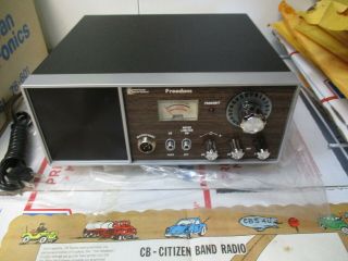 1976 AMERICAN ELECTRONICS FREEDOM CB RADIO 76 - 601 OPEN BOX 2