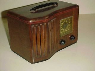 1938 Art Deco " Midget " Emerson Cv295 Tube Radio -