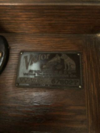 Victor VV - VIII Victrola Oak Tabletop Talking Machine - Antique Early 1900’s 3