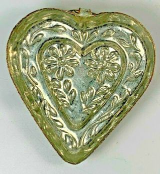 Vintage Copper And Tin Heart Shaped Mold 2.  5” 2