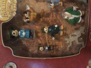 Disney Mickey ' s Christmas Carol 10 Piece Mini Figure Set 3